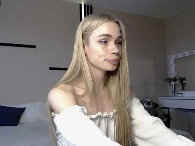 SusyBlair – webcam model profile photo Image 11