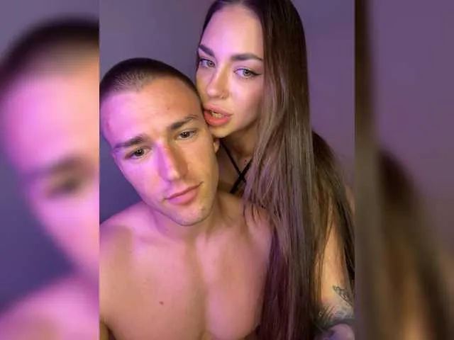 Ellidi – webcam model profile photo Image 11