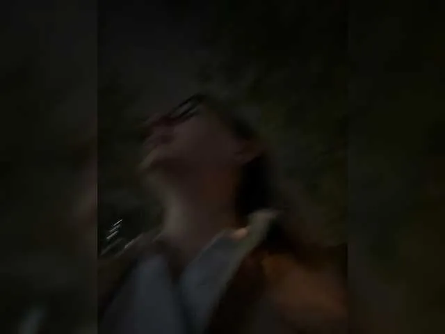 yourXgirl- – webcam model profile photo Image 15