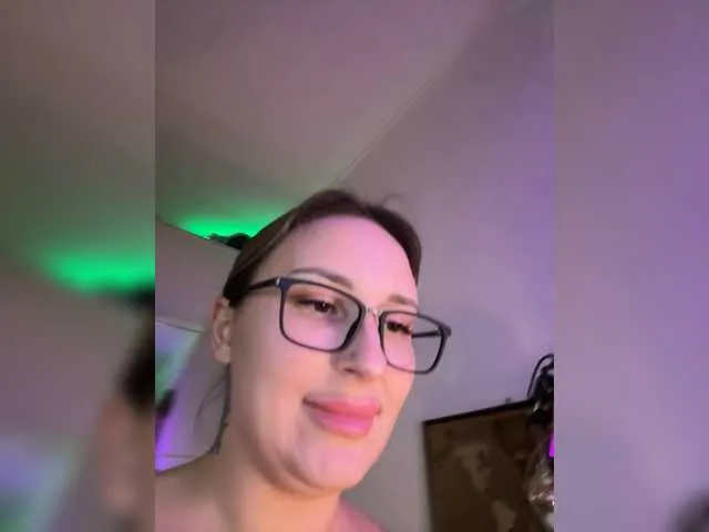 yourXgirl- – webcam model profile photo Image 17