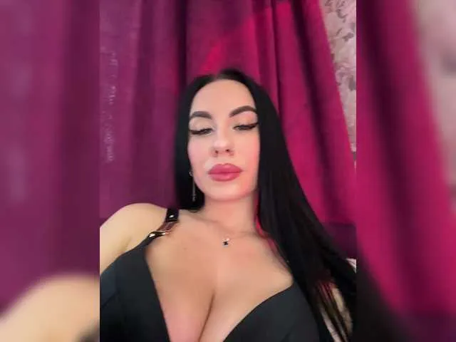 LoraDevine – webcam model profile photo Image 6