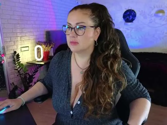 Zilay1965 – webcam model profile photo Image 18