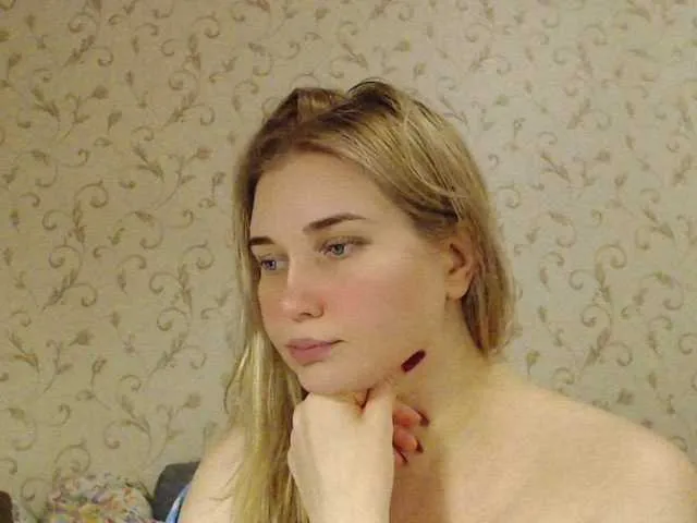 heanvenlyblonde – webcam model profile photo Image 11