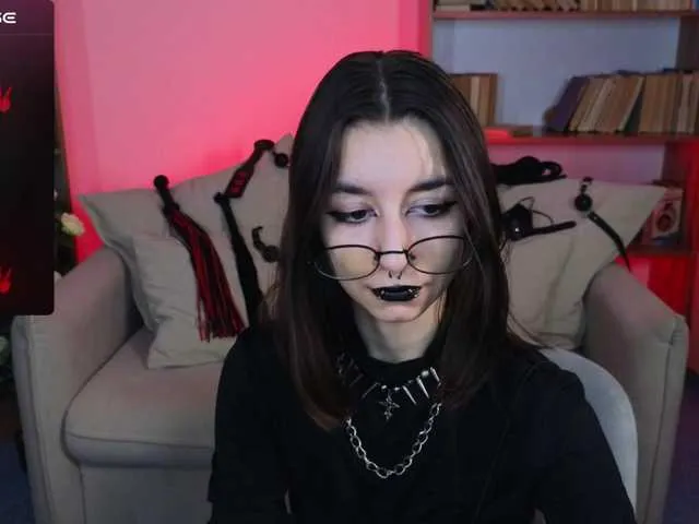 SelennaMoon – webcam model profile photo Image 14