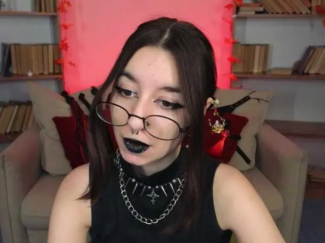 SelennaMoon – webcam model profile photo Image 16