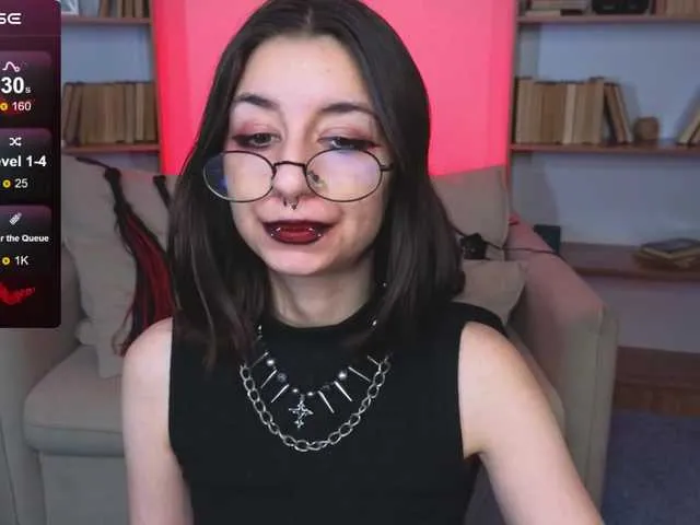 SelennaMoon – webcam model profile photo Image 5