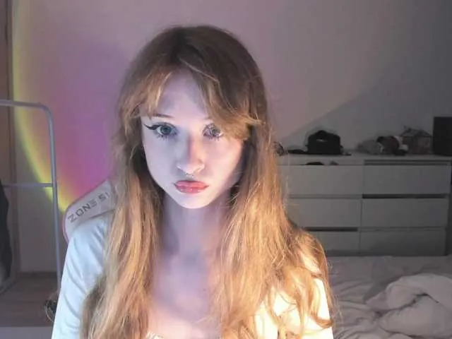 blondeambitionnn – webcam model profile photo Image 2