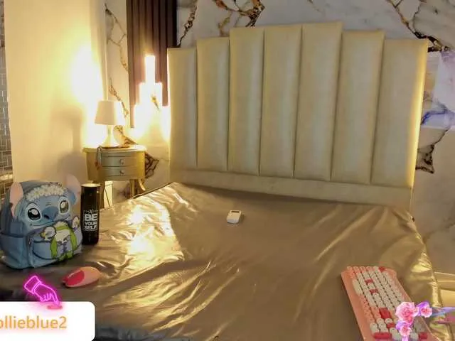 molochnaya000 – webcam model profile photo Image 15