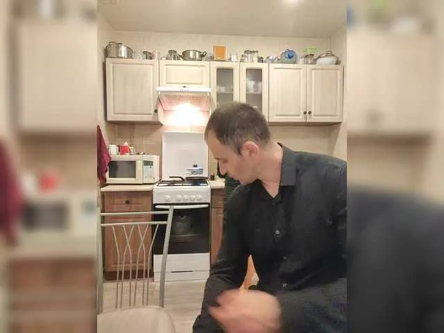 blondeangel_4u2 – webcam model profile photo Image 13