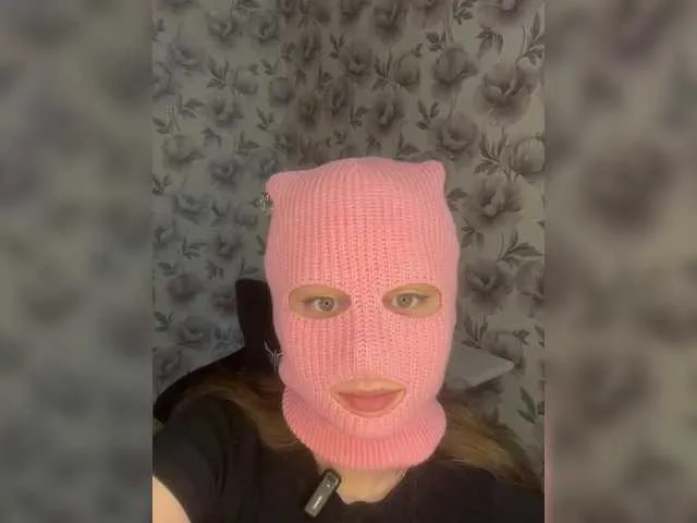 Moneto4ka – webcam model profile photo