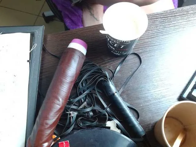 CleoLangley – webcam model profile photo Image 5