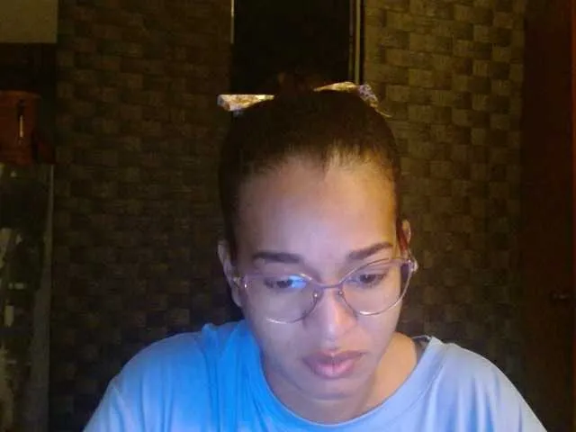 BlondeScarlettx – webcam model profile photo Image 11