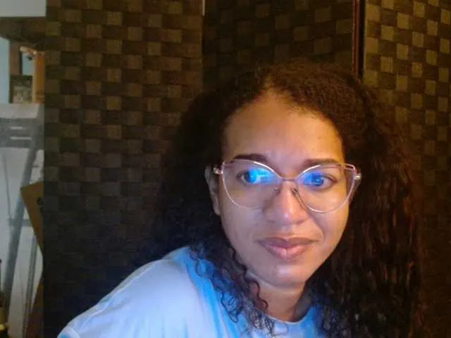 BlondeScarlettx – webcam model profile photo Image 5