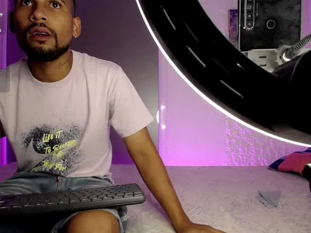 BabeBeth40 – webcam model profile photo Image 8