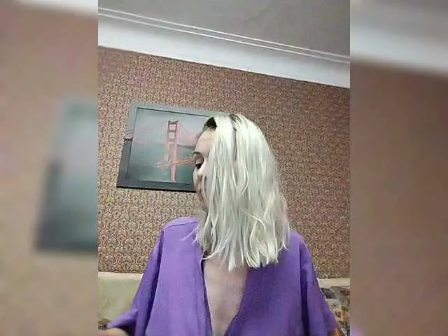 SusyBlair – webcam model profile photo Image 8