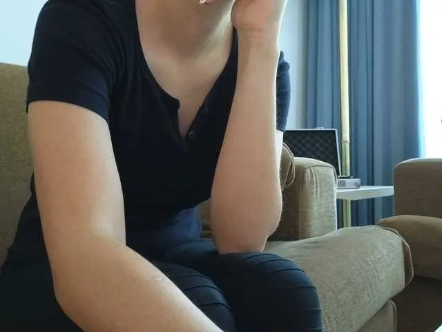 Loli_Belle – webcam model profile photo Image 16