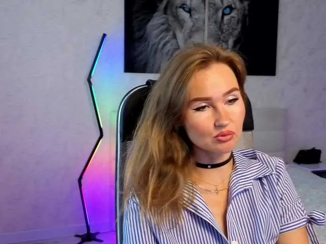 ChelseaBlondeUK – webcam model profile photo Image 4