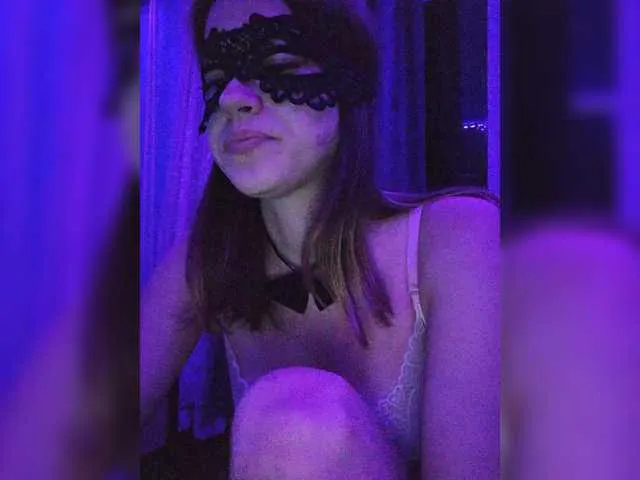 Aurora-Natsuki – webcam model profile photo Image 6