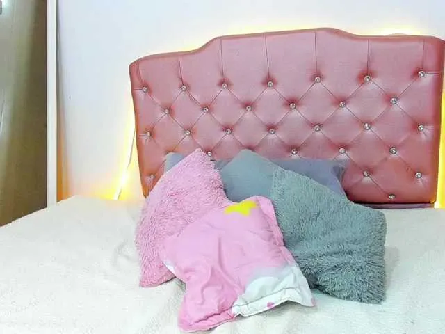 CandySpirit – webcam model profile photo Image 12