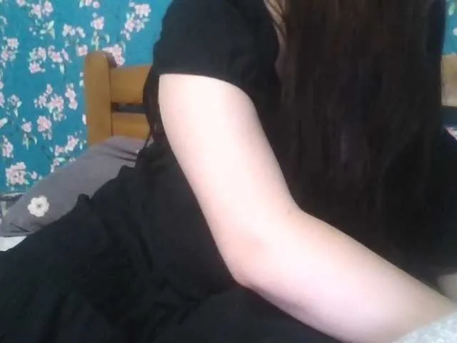 Hotforunow – webcam model profile photo Image 8