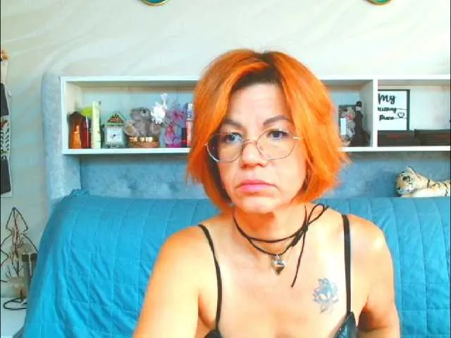 Lil-RO-XO – webcam model profile photo Image 8