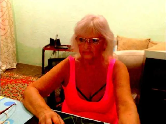 SilviaPastori – webcam model profile photo Image 10