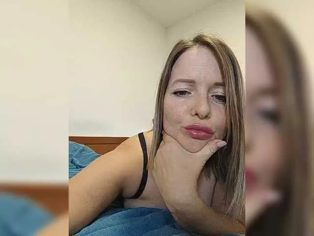 BabeBeth40 – webcam model profile photo Image 19