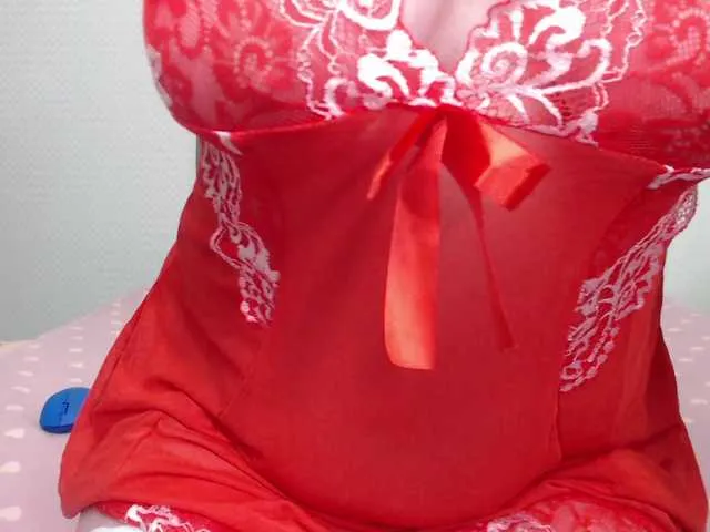 British_EmJess – webcam model profile photo Image 7