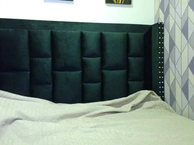 Valeriajade – webcam model profile photo Image 11