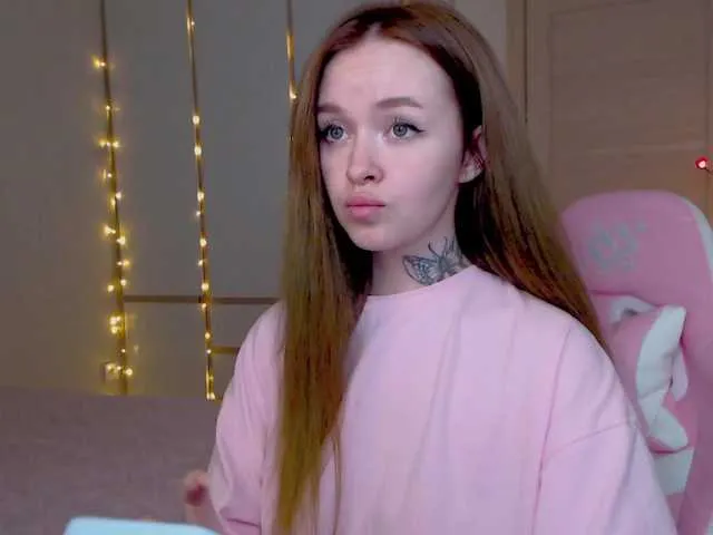 lollavibes – webcam model profile photo Image 11