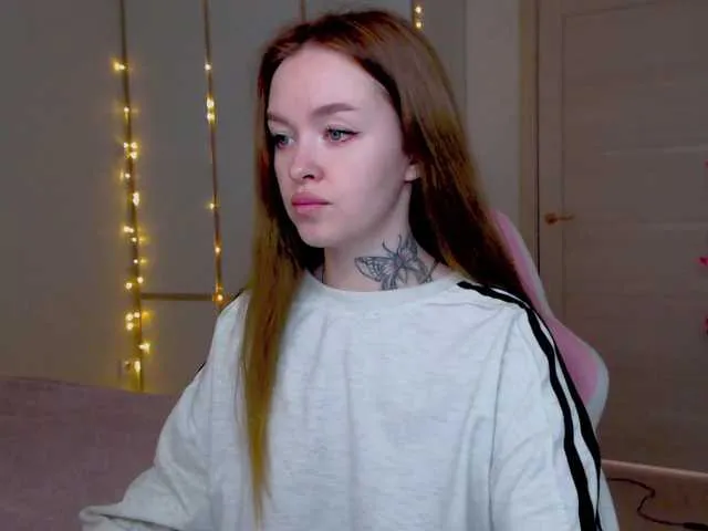 lollavibes – webcam model profile photo Image 13