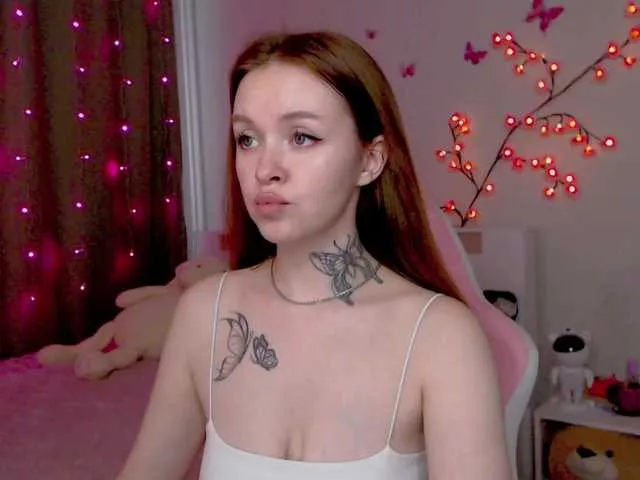 lollavibes – webcam model profile photo Image 16