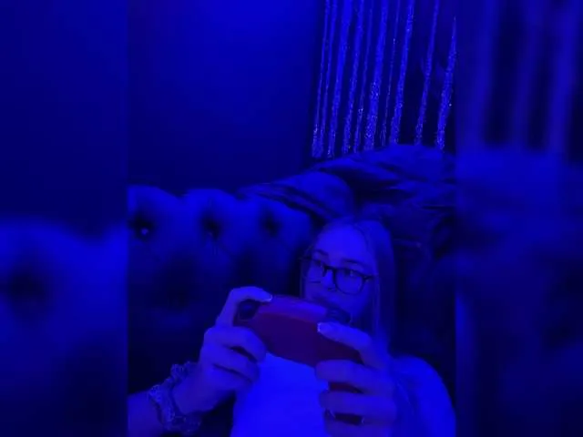 melaniatress – webcam model profile photo Image 18