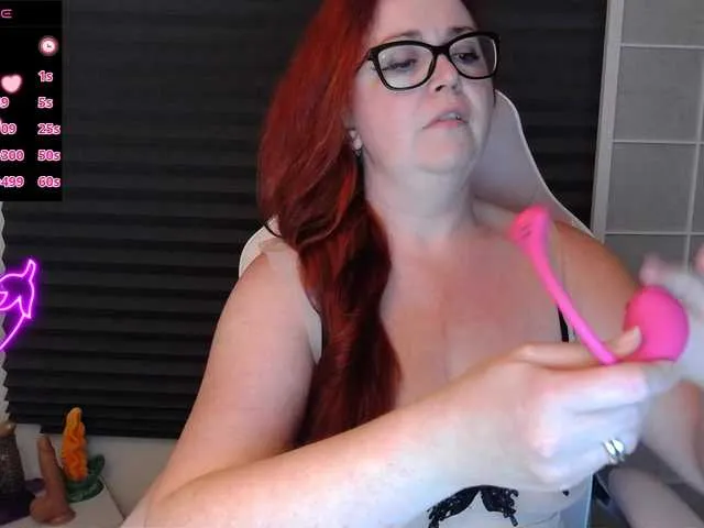 SusyBlair – webcam model profile photo Image 8