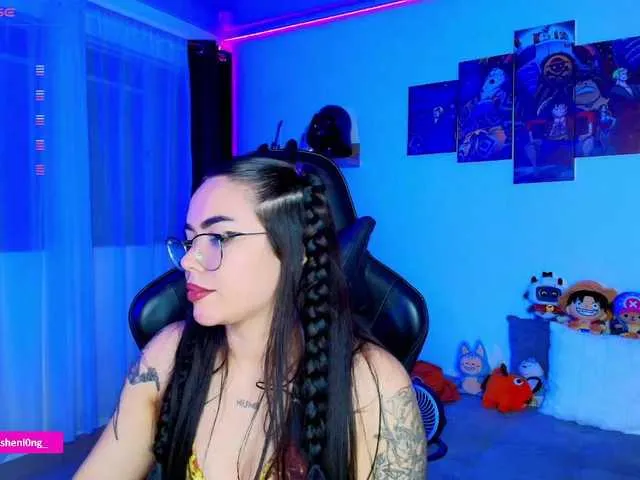 TenderLora – webcam model profile photo Image 11