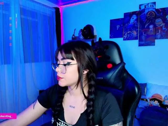 TenderLora – webcam model profile photo Image 19