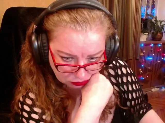 BissMiss – webcam model profile photo Image 10