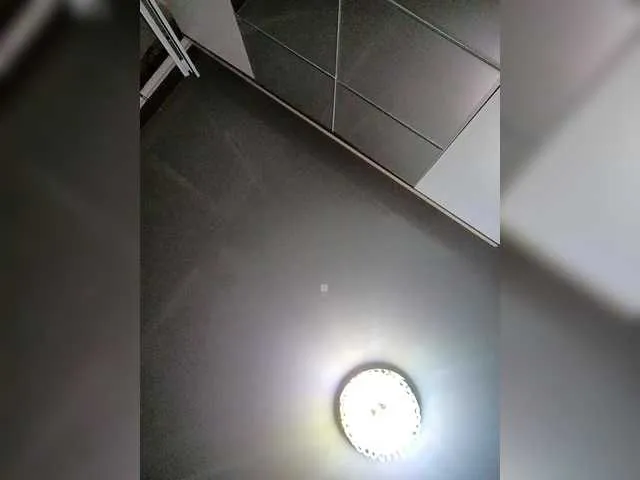 --Tati-- – webcam model profile photo Image 8