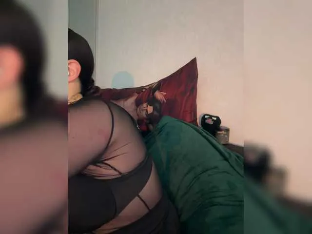 OriginalHOOLi – webcam model profile photo