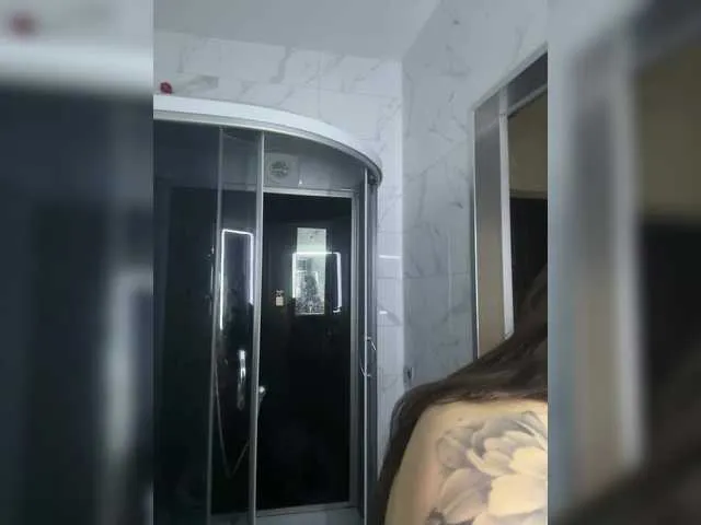 ELENA-XXX – webcam model profile photo Image 18