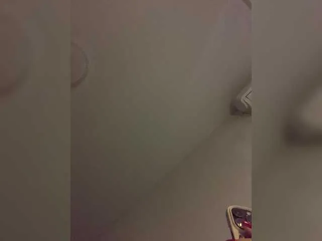 ELENA-XXX – webcam model profile photo Image 6