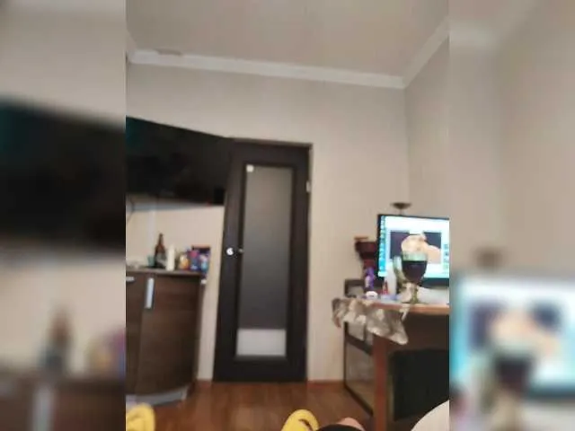 SofiaSins – webcam model profile photo Image 8