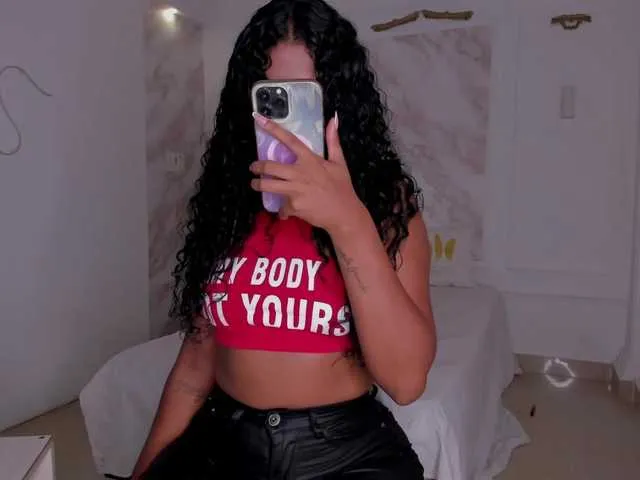 SilviaPastori – webcam model profile photo Image 14