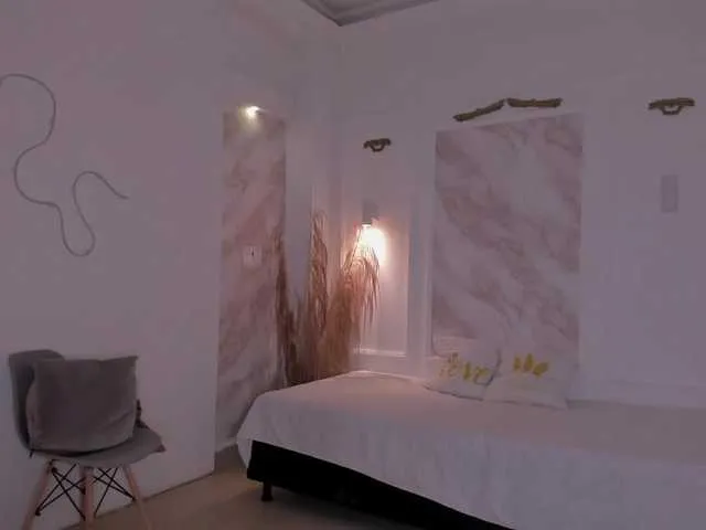 SilviaPastori – webcam model profile photo Image 5