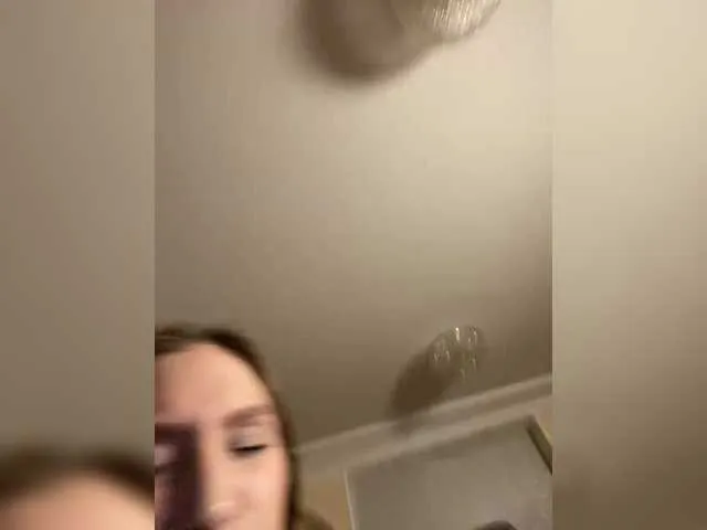 zarinabetifull – webcam model profile photo Image 16