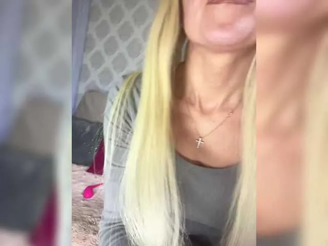 British_EmJess – webcam model profile photo Image 4