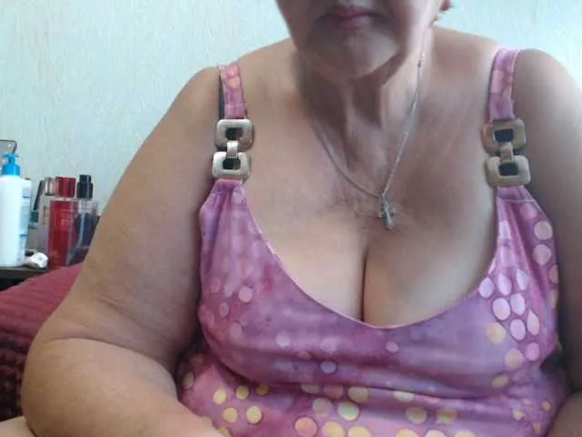 LoraDevine – webcam model profile photo Image 10