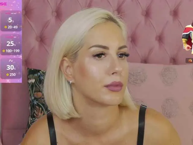 PrettyKatea – webcam model profile photo Image 15