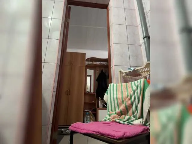 blondeambitionnn – webcam model profile photo Image 2