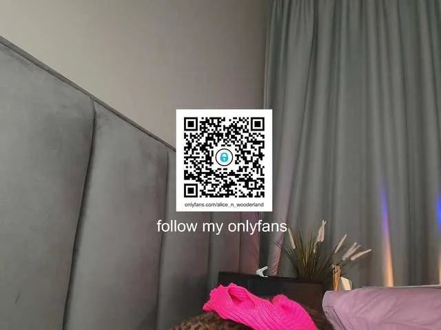 GlamGran – webcam model profile photo Image 19